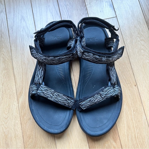 Men’s Teva Sandals - Picture 2 of 11